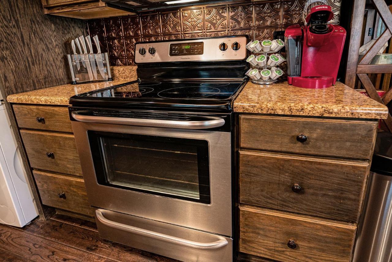 Staynantahala - Smoky Mountain Cabins And Luxury Yurts Aquone Exterior photo