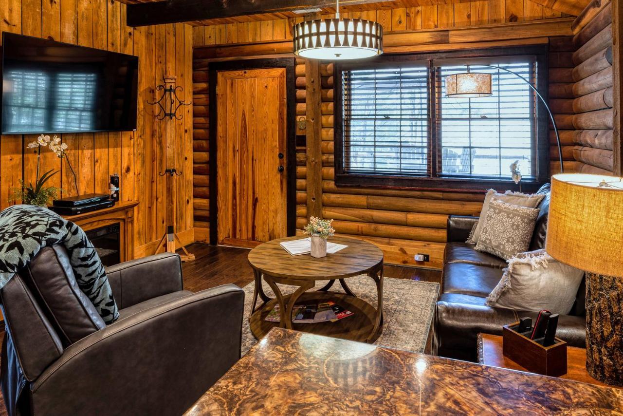 Staynantahala - Smoky Mountain Cabins And Luxury Yurts Aquone Exterior photo