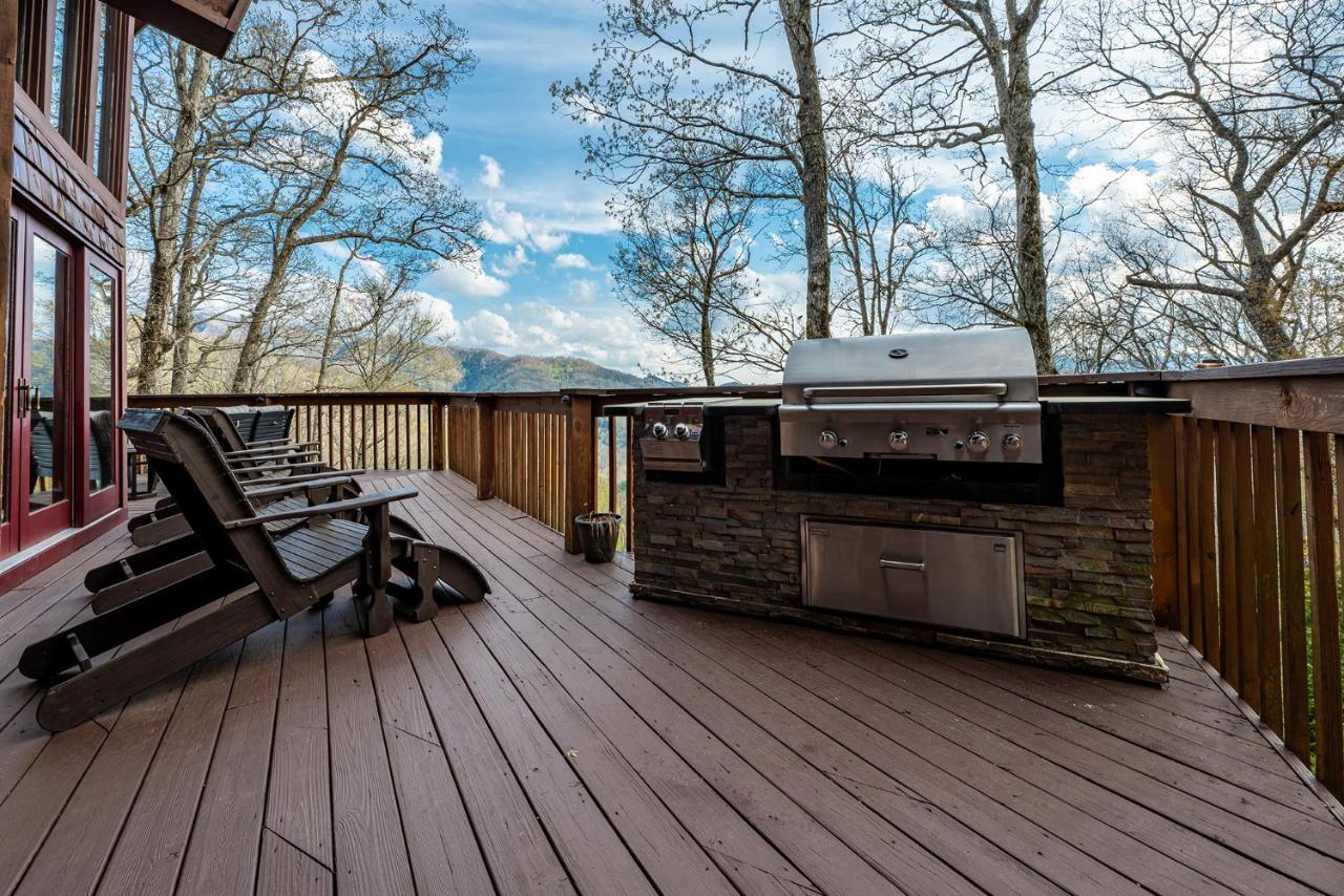 Staynantahala - Smoky Mountain Cabins And Luxury Yurts Aquone Exterior photo