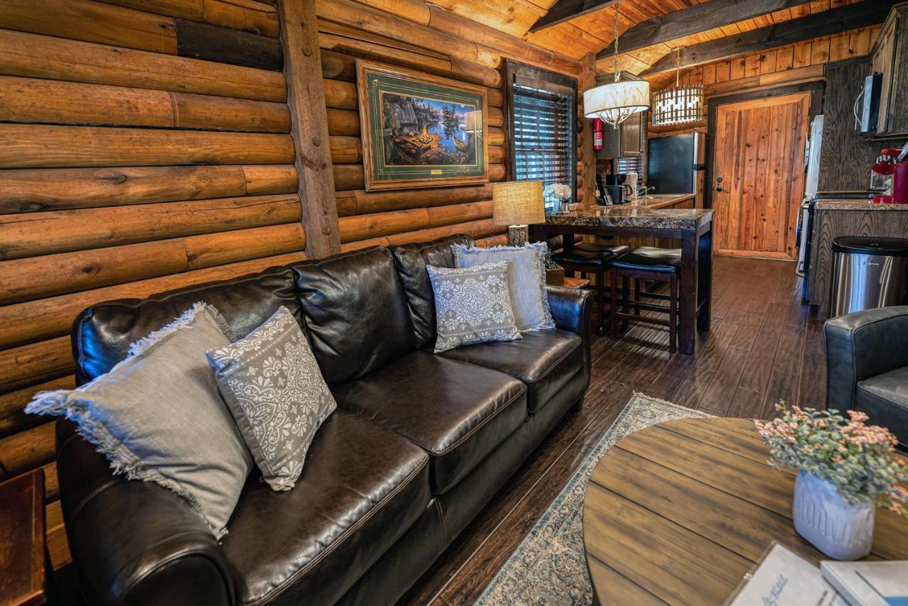 Staynantahala - Smoky Mountain Cabins And Luxury Yurts Aquone Exterior photo