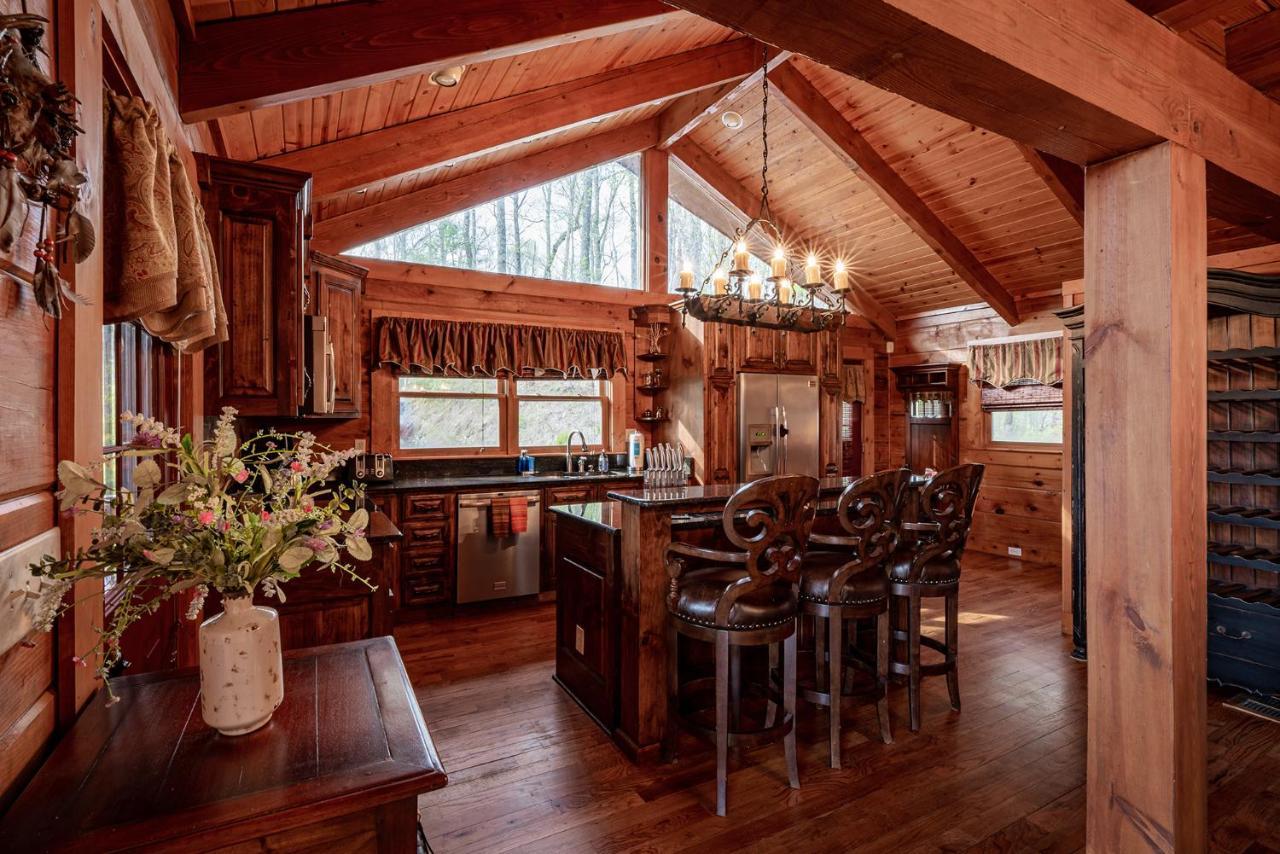 Staynantahala - Smoky Mountain Cabins And Luxury Yurts Aquone Exterior photo
