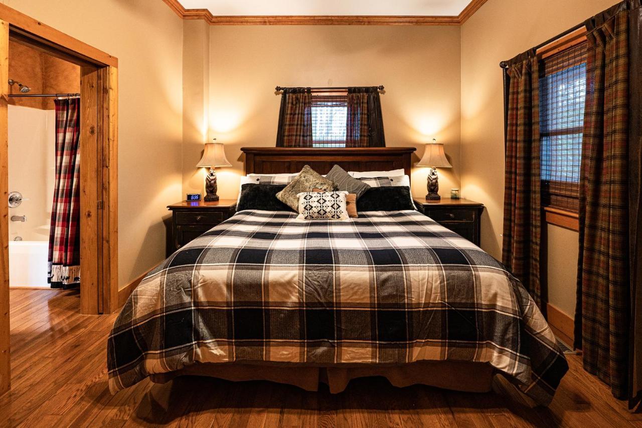 Staynantahala - Smoky Mountain Cabins And Luxury Yurts Aquone Exterior photo